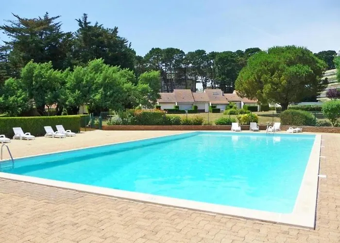 Maison Dans Avec Piscine Et Tennis * Pornic