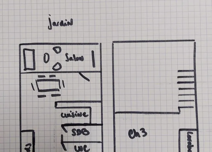 Casa de Férias Maison Dans Avec Piscine Et Tennis *