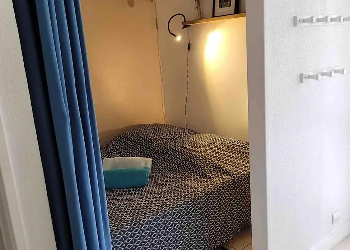 Maison Dans Avec Piscine Et Tennis Casa de Férias *